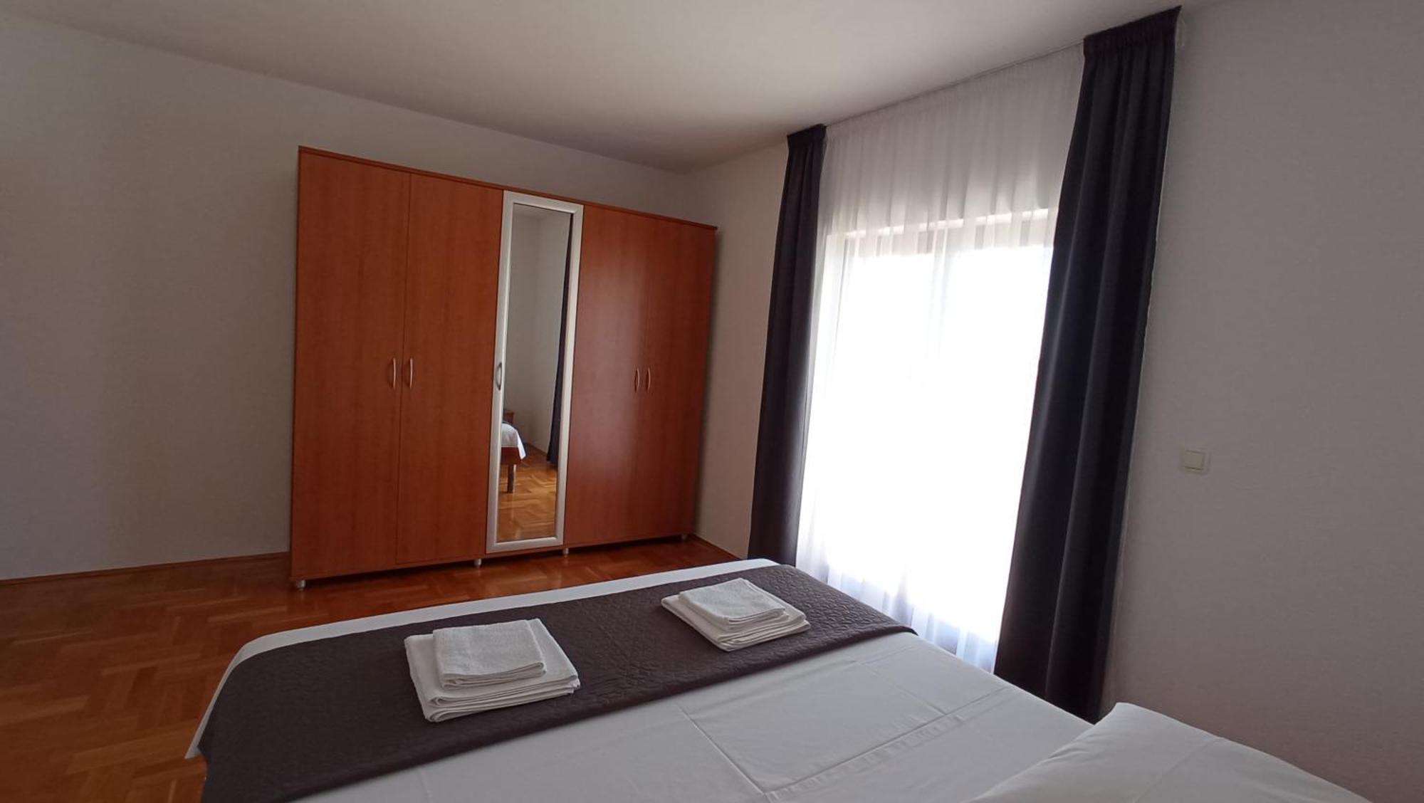 Apartmani Ferdi Trogir Eksteriør bilde