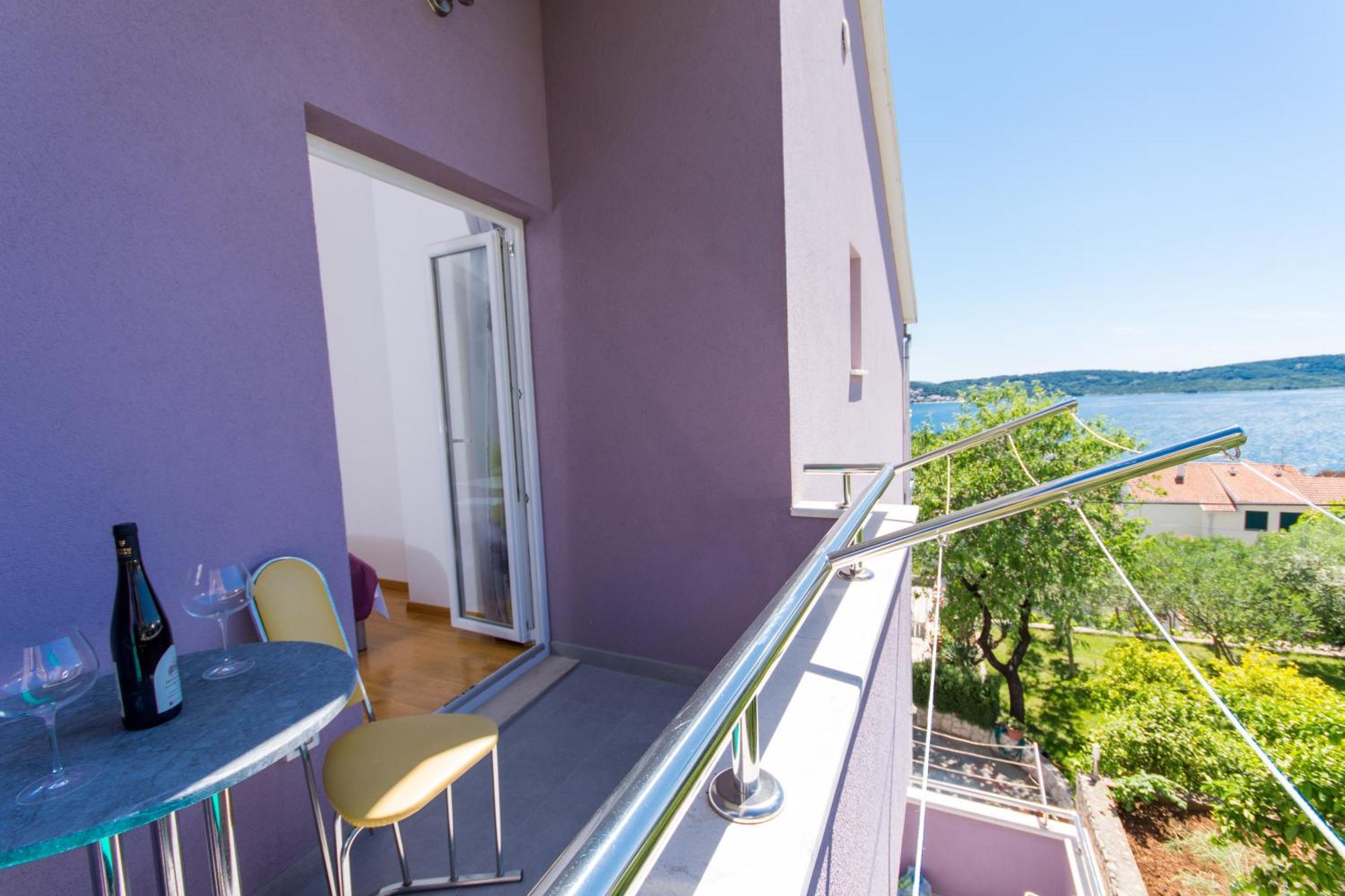 Apartmani Ferdi Trogir Eksteriør bilde