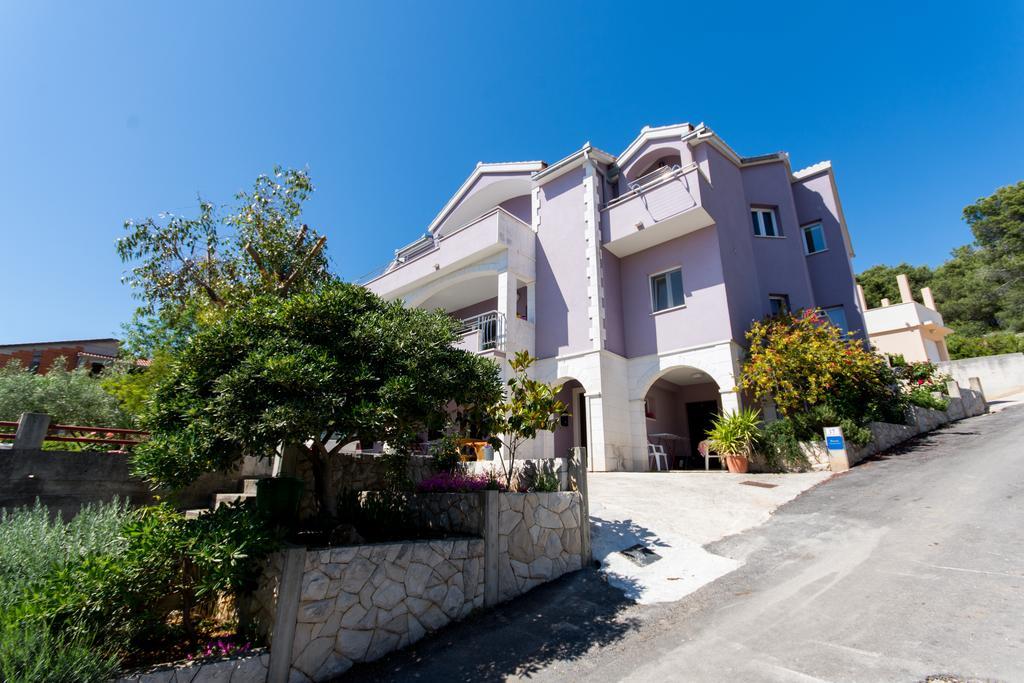 Apartmani Ferdi Trogir Eksteriør bilde
