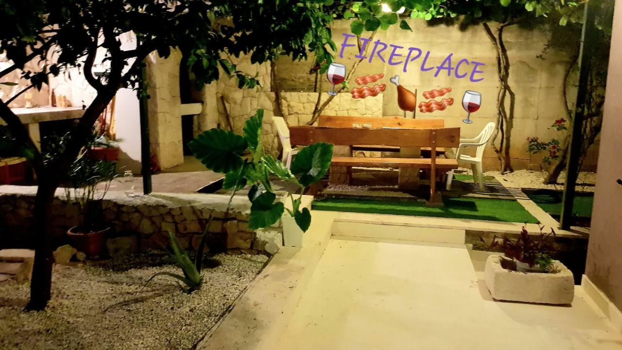 Apartmani Ferdi Trogir Eksteriør bilde